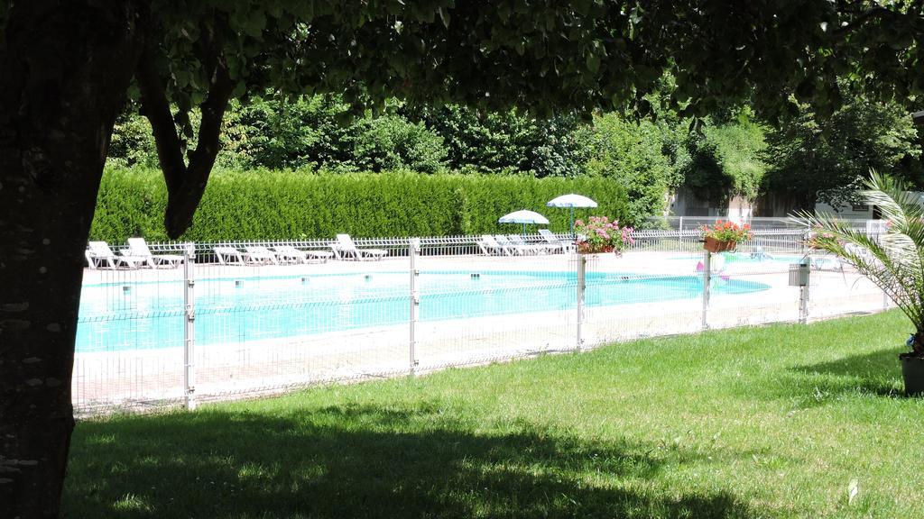 Camping Les Lupins Hotel Seppois-le-Bas Exterior foto