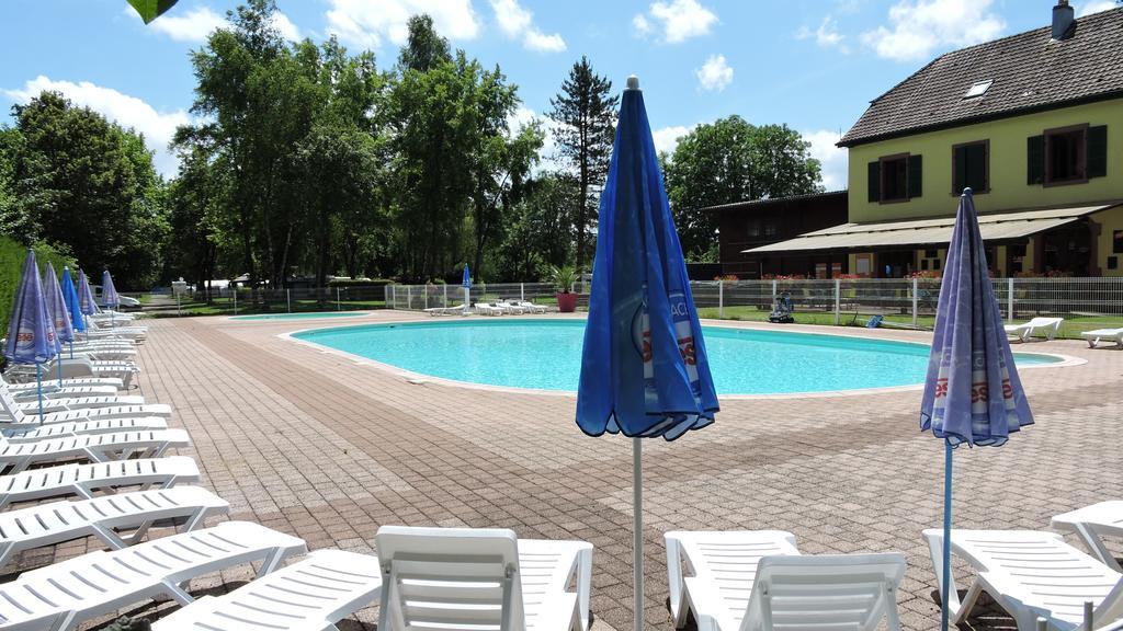 Camping Les Lupins Hotel Seppois-le-Bas Exterior foto